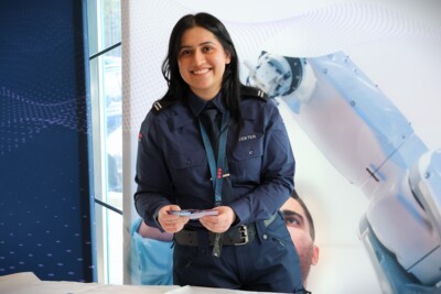 NO_Guard_Event_Woman1.jpg NO_Guard_Event_Woman1.jpg